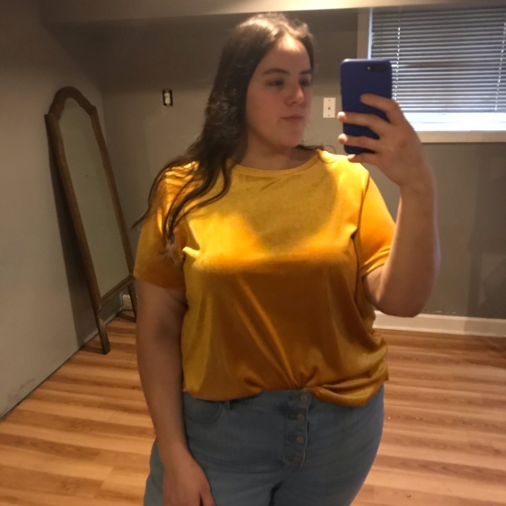 Old Nave mustard velvet top SIZE XXL